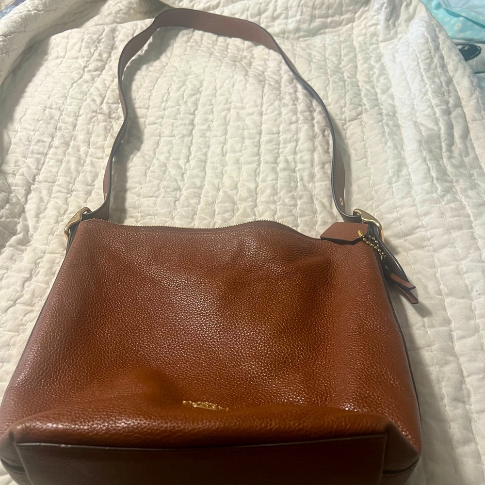 Coach leather shoulder bag
